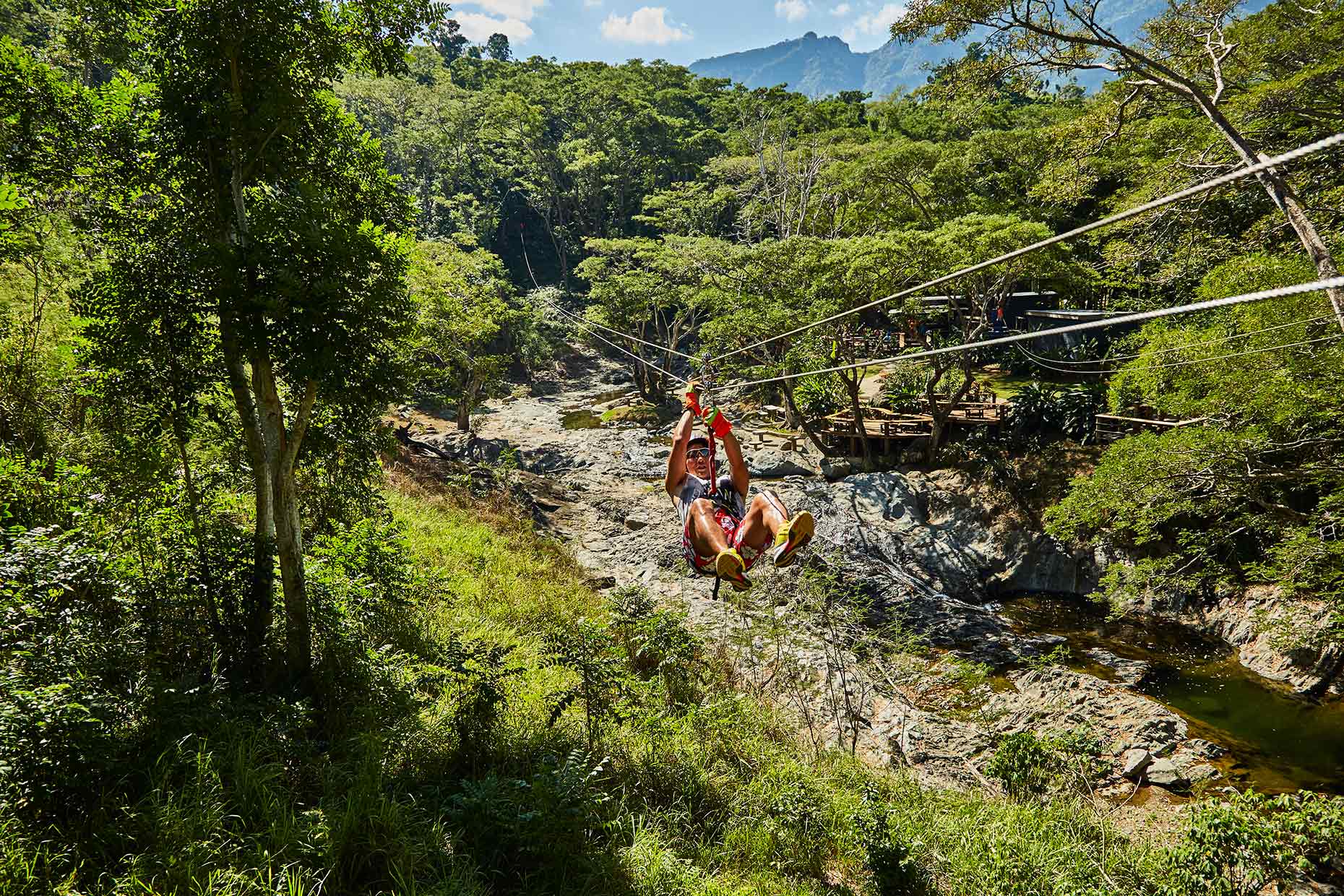 WV_RMD2_Fiji_Zip-Line_122