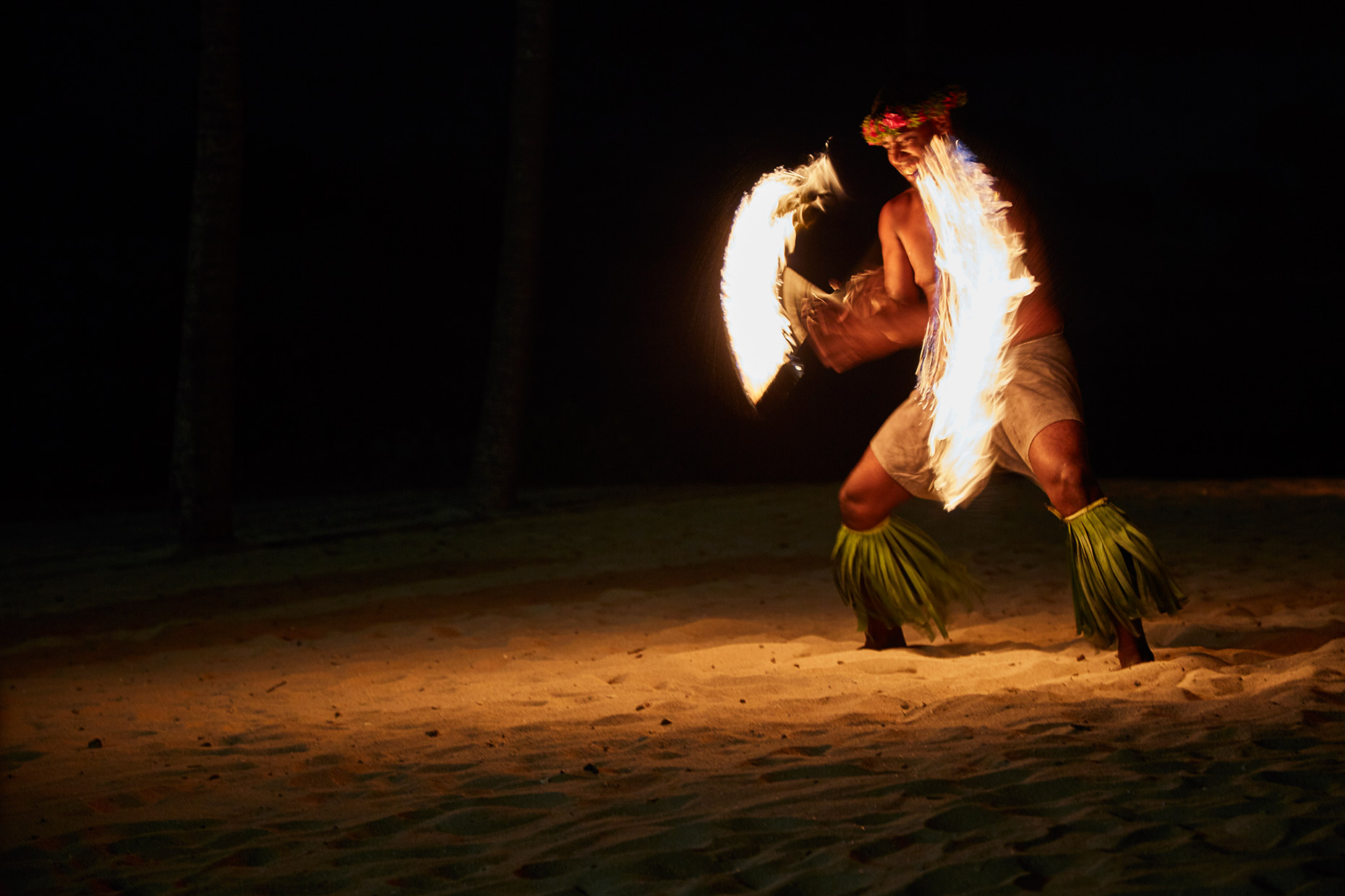 World-Venture_FIji_Day-2_Fire-Dance_021