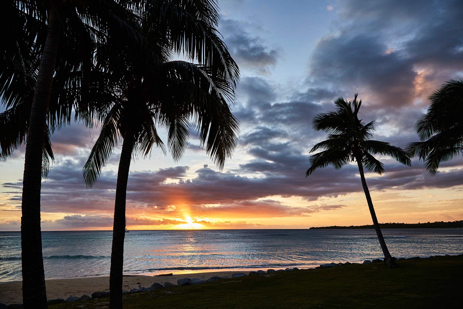 World-Venture_FIji_Day-5_Sunset_010