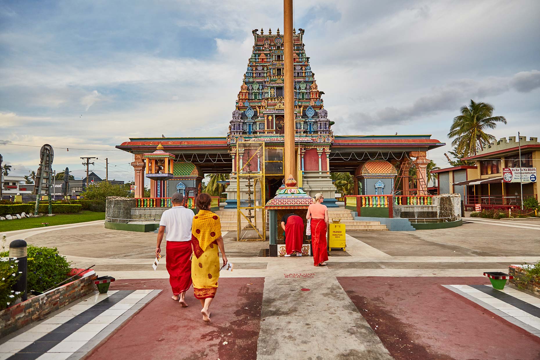World-Venture_FIji_Day-6_Temple_002